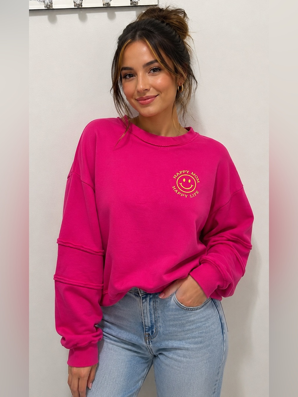 Hot Pink Happy Mom Happy Life Smile Graphic Sweatshirt M NWT